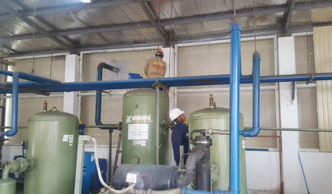 Nghẽn đường ống khí nén – nguyên nhân khiến máy hoạt động yếu